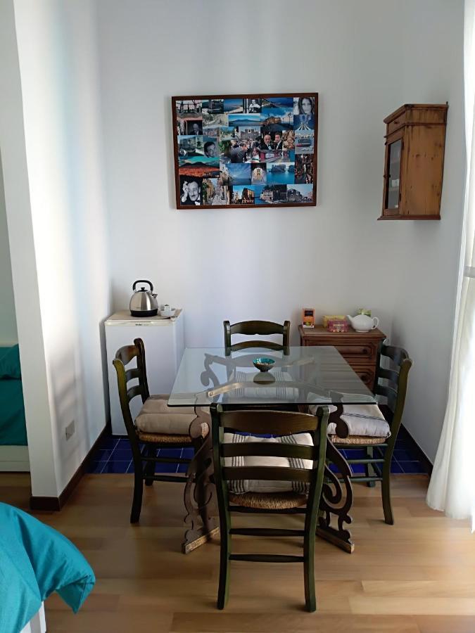 Villino Italia Hotel Napoli Eksteriør billede